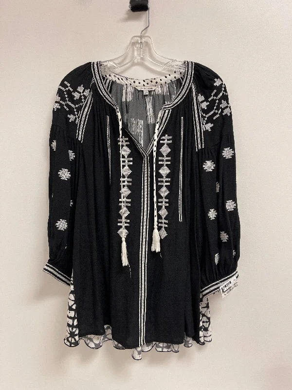 Top Long Sleeve By John Mark In Black & White, Size: Xl