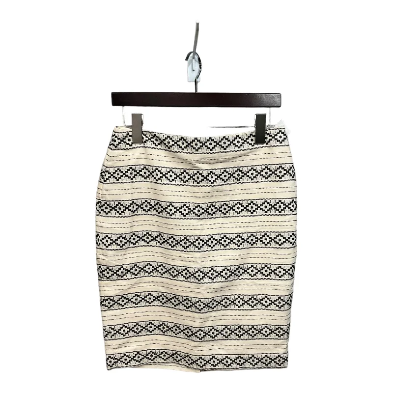 Skirt Mini & Short By Ann Taylor In Black & Cream, Size: S