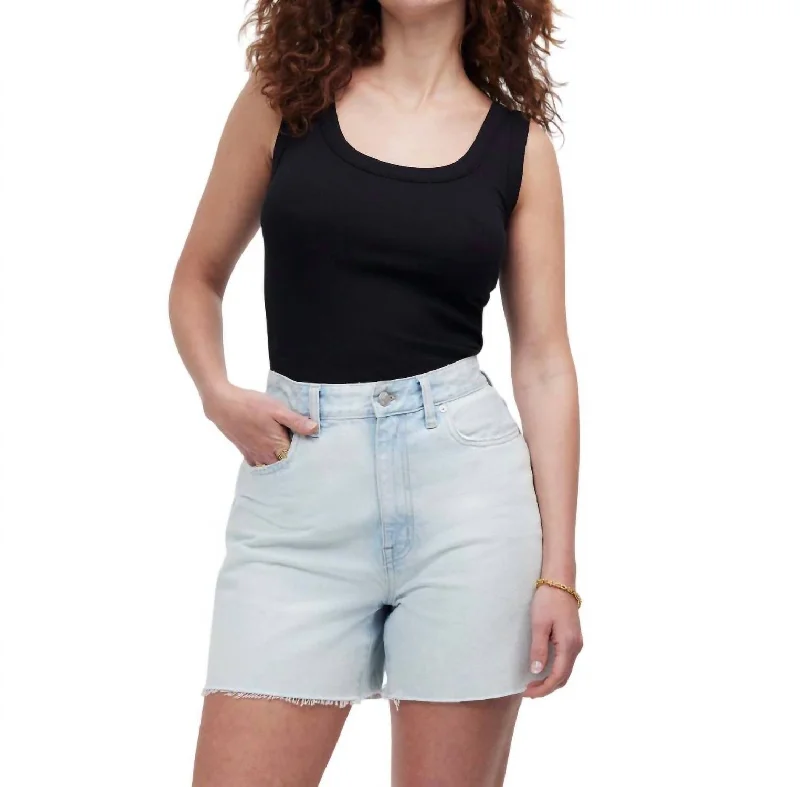 The Curvy '90S Mid-Length Jean Short In Pearlman Wash