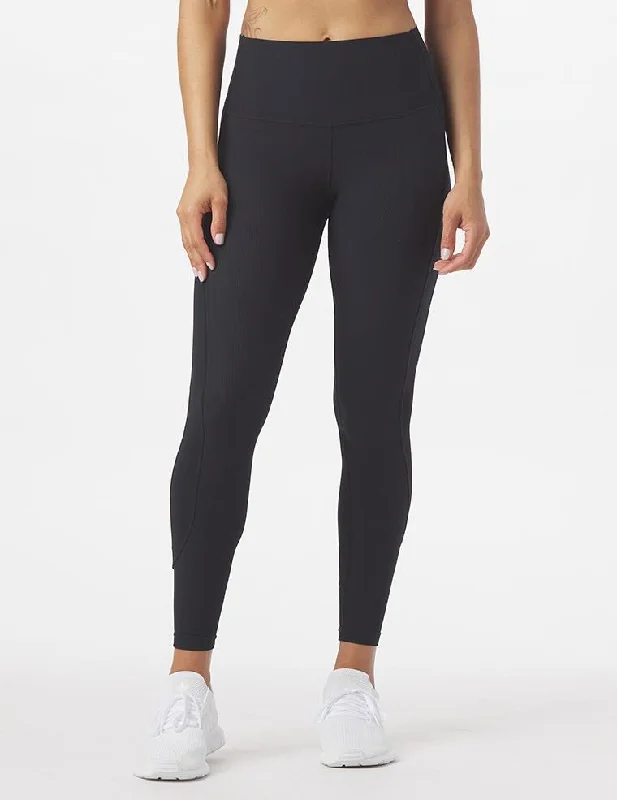 Directional Legging: Black