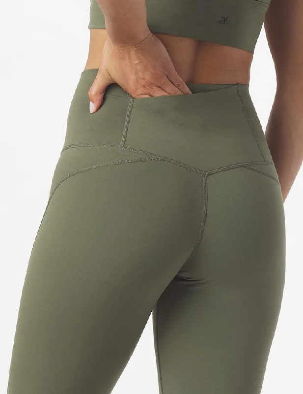 High Waist Pure Pocket Legging: Moss